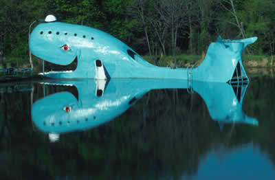 The old Blue Whale amusement site gave pleasures to travelers 